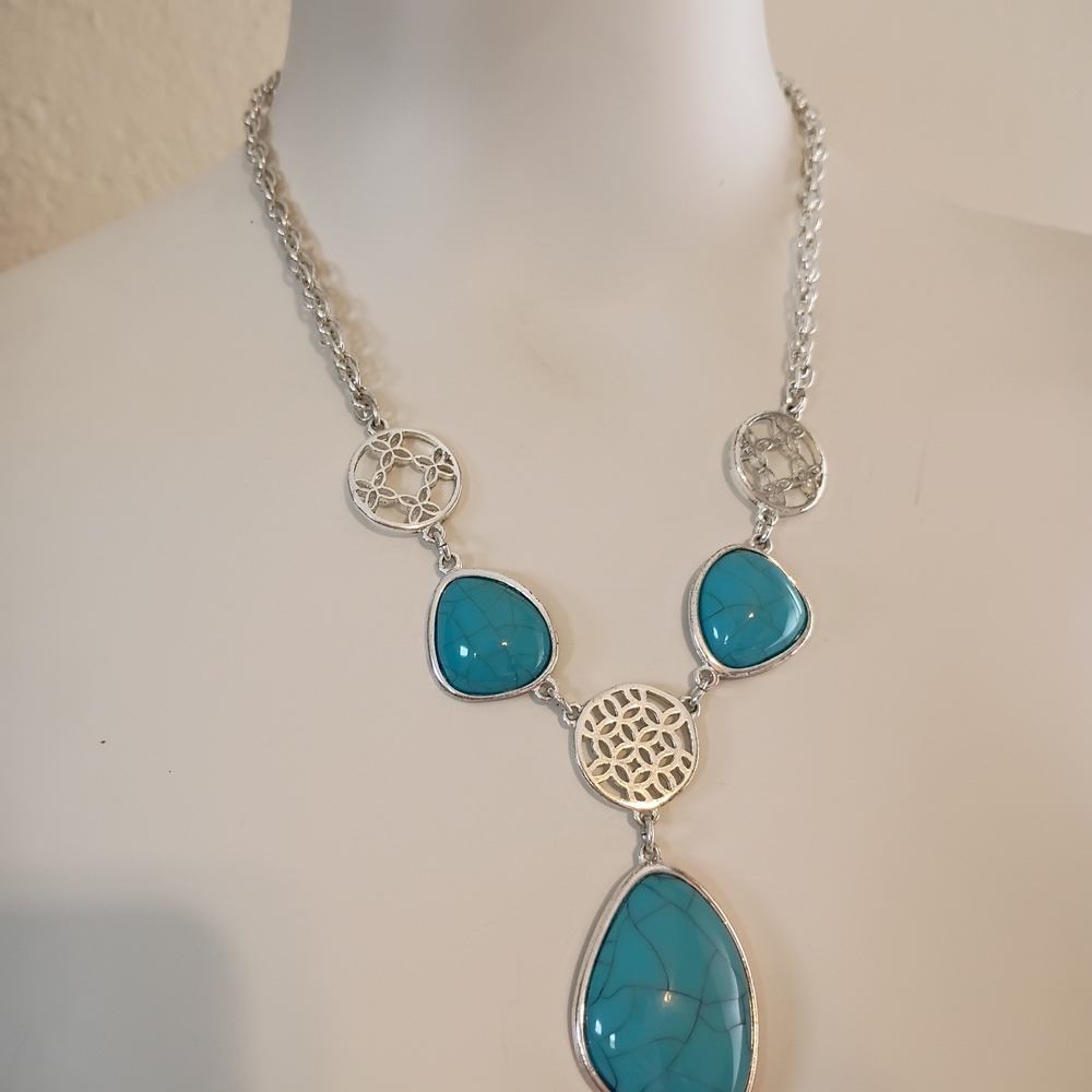 Dana Buchman Silver Tone Faux Turquoise Blue Cabochon Disc Statement Necklace